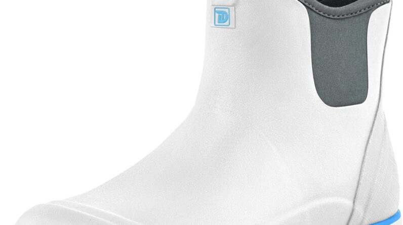 We Test Trudave Deck Boots for Wet, Cold Days