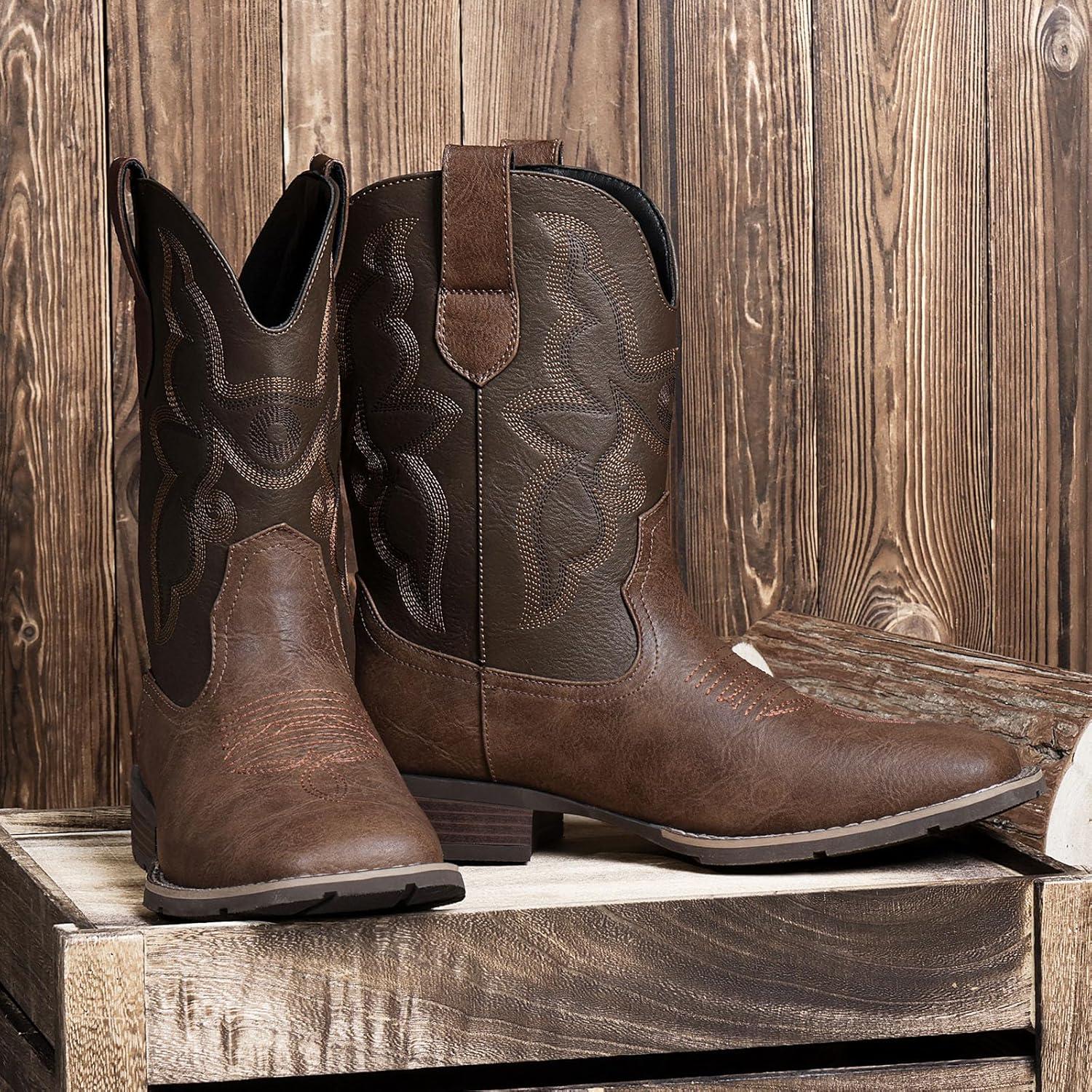 We Try Old West Style: Our Take on⁣ These ⁣Boots